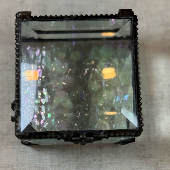 Clear Beveled Glass Jewelry Box by J Devlin - Picture 5 of 7